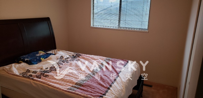 240613111430_Bedroom 1 - 1.jpg